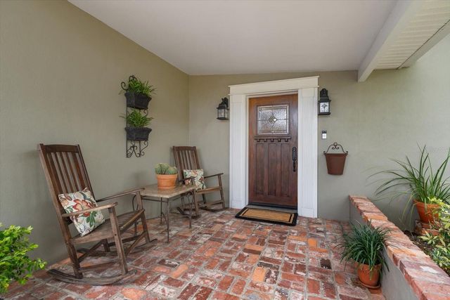 1718 MEREDITH LANE, Belleair, FL 33756