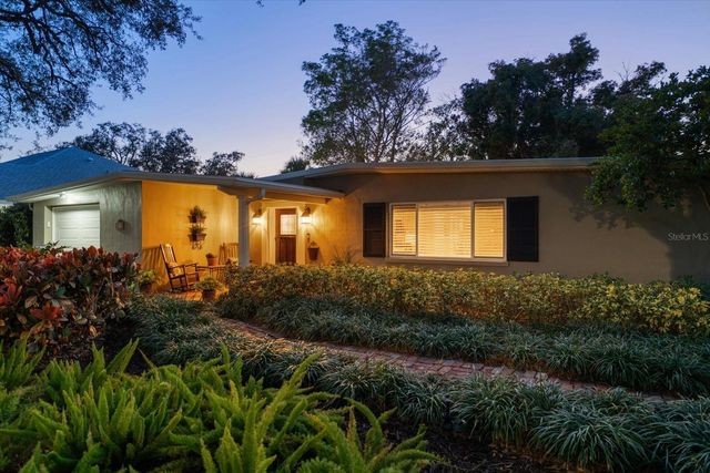 1718 MEREDITH LANE, Belleair, FL 33756