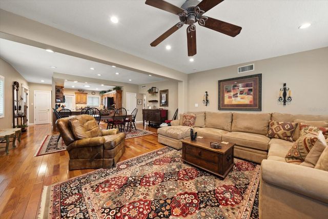 1718 MEREDITH LANE, Belleair, FL 33756