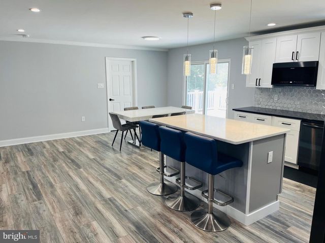 4126 POST RD, Vineland, NJ 08360