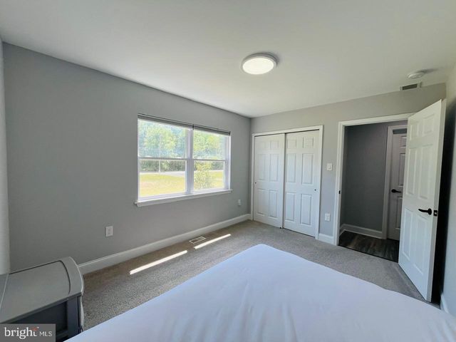 4126 POST RD, Vineland, NJ 08360