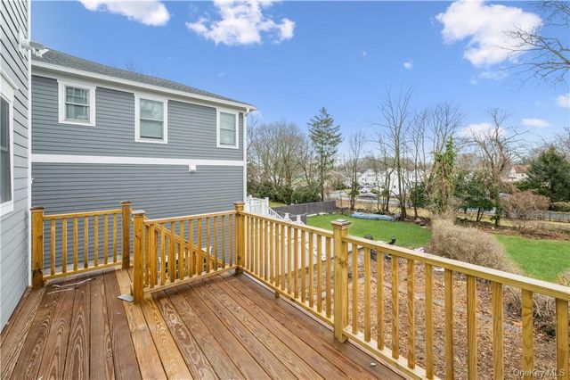 11 Park Avenue, Harrison, NY 10528