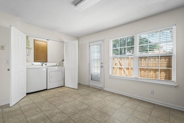 426 Arapaho Dr, Murfreesboro, TN 37128