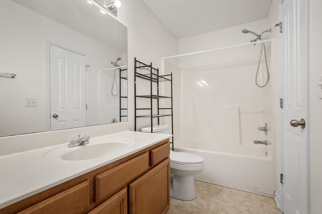 426 Arapaho Dr, Murfreesboro, TN 37128