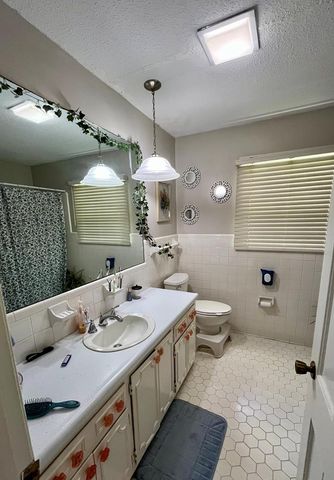 704 Lenna Lane, Dalton, GA 30720