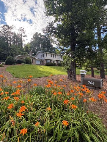 704 Lenna Lane, Dalton, GA 30720