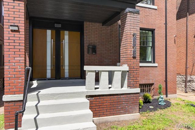 3839 Shaw Boulevard, St Louis, MO 63110