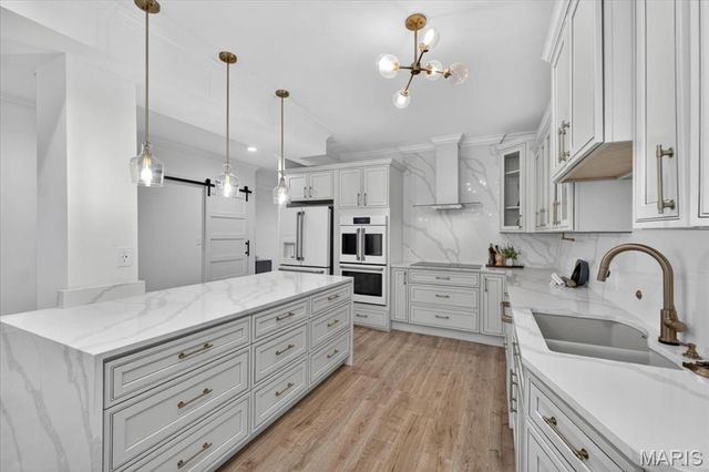 3839 Shaw Boulevard, St Louis, MO 63110