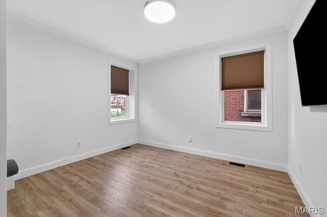 3839 Shaw Boulevard, St Louis, MO 63110