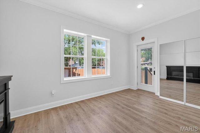 3839 Shaw Boulevard, St Louis, MO 63110