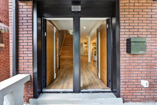 3839 Shaw Boulevard, St Louis, MO 63110