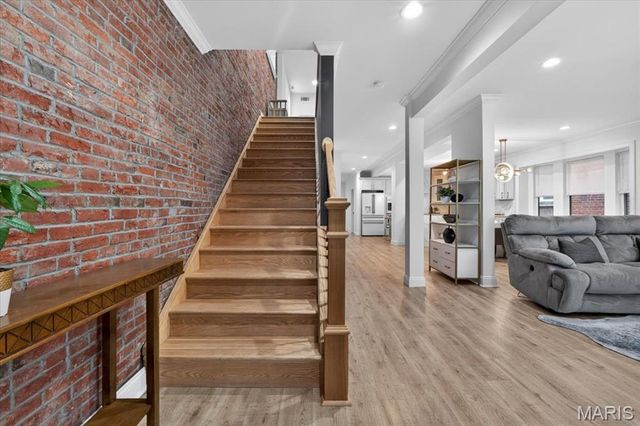 3839 Shaw Boulevard, St Louis, MO 63110