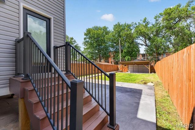 3839 Shaw Boulevard, St Louis, MO 63110