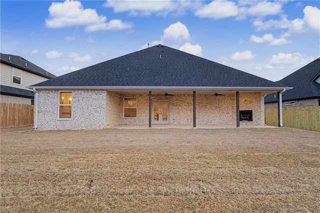 1150 Canyon Maple Street, Centerton, AR 72719