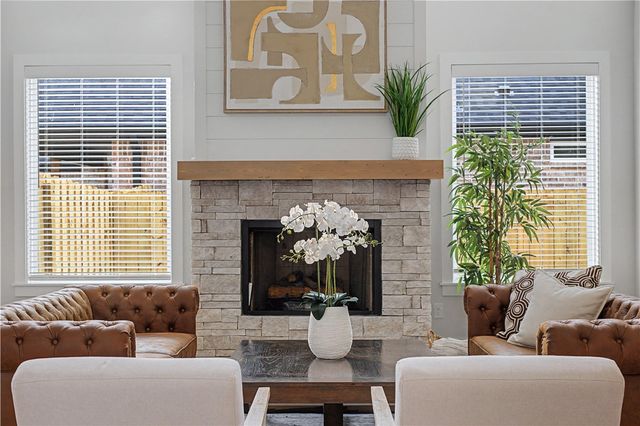 1150 Canyon Maple Street, Centerton, AR 72719