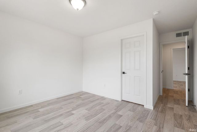 52195 Silverthorne Court, Granger, IN 46530