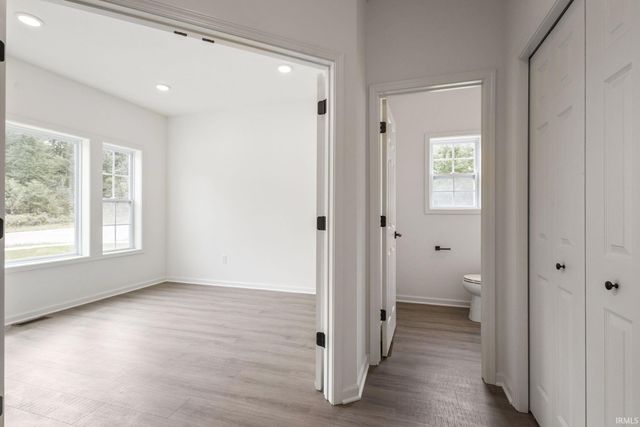 52195 Silverthorne Court, Granger, IN 46530