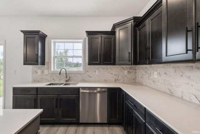 52195 Silverthorne Court, Granger, IN 46530
