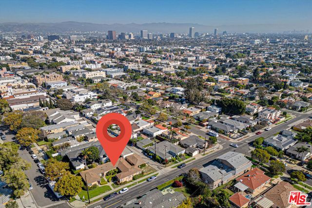 8767 Airdrome Street, Los Angeles, CA 90035