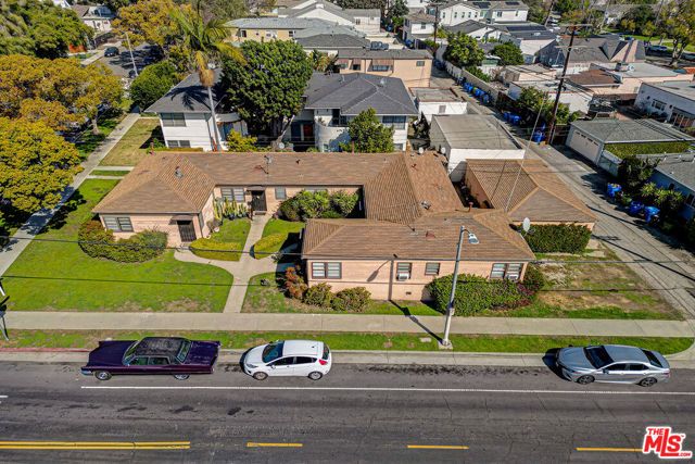 8767 Airdrome Street, Los Angeles, CA 90035