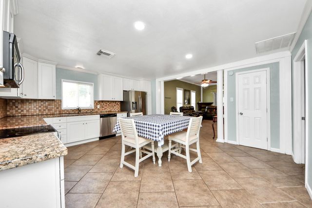 5420 August Street, Alvin, TX 77511