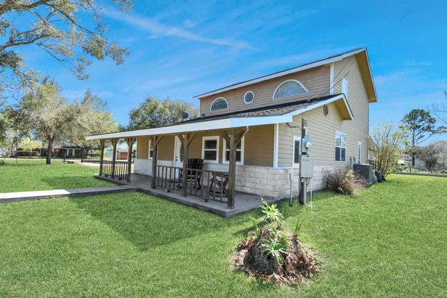 5420 August Street, Alvin, TX 77511