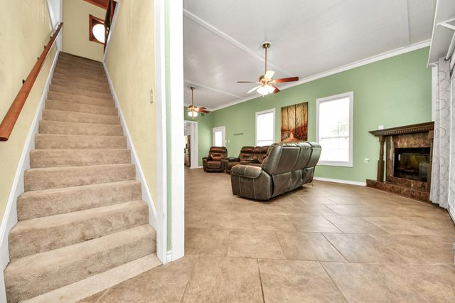 5420 August Street, Alvin, TX 77511