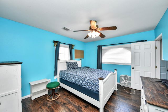 5420 August Street, Alvin, TX 77511