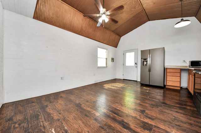 5420 August Street, Alvin, TX 77511