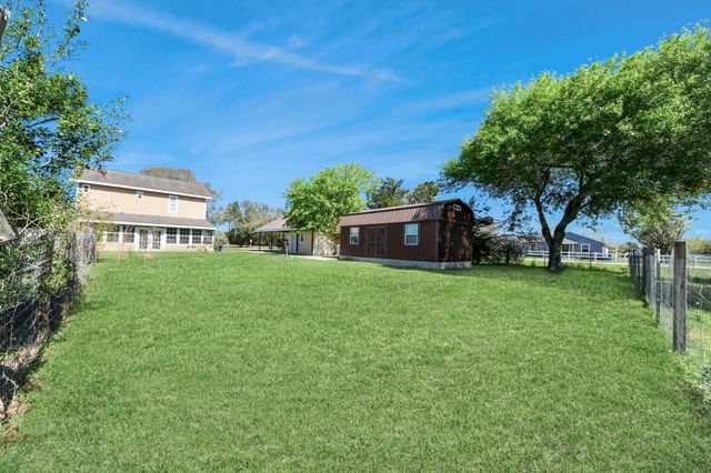 5420 August Street, Alvin, TX 77511