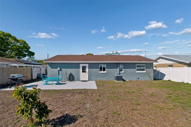 6882 62ND AVENUE N, Pinellas Park, FL 33781