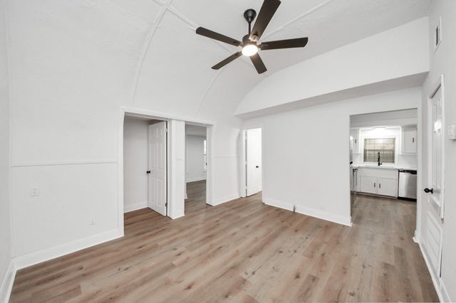 2409 Avenue K, Rosenberg, TX 77471