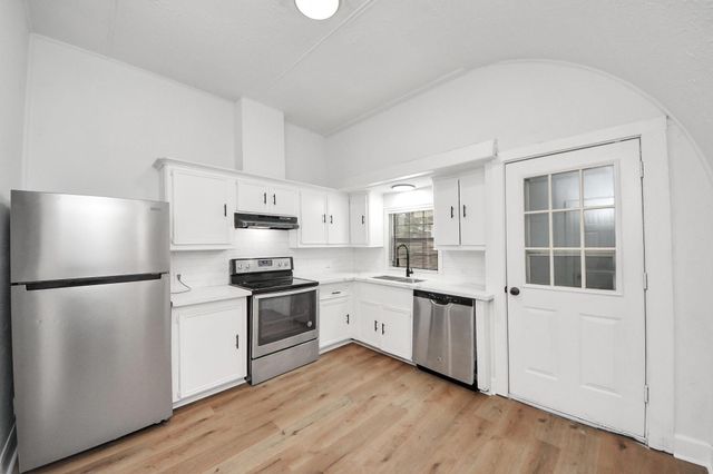 2409 Avenue K, Rosenberg, TX 77471