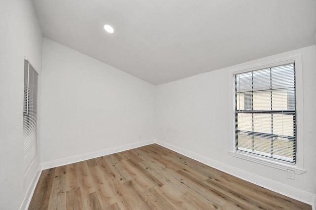 2409 Avenue K, Rosenberg, TX 77471