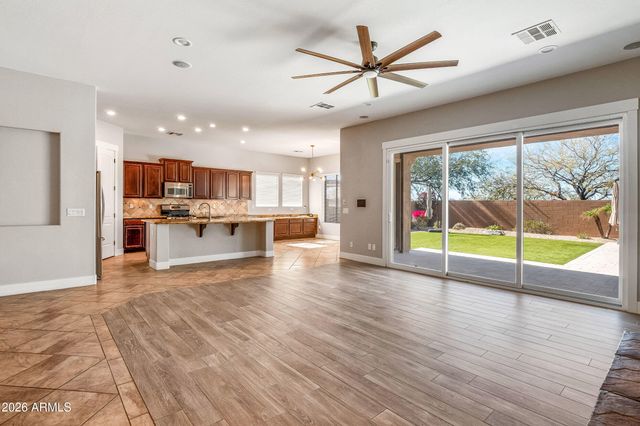 32718 N 18TH Lane, Phoenix, AZ 85085