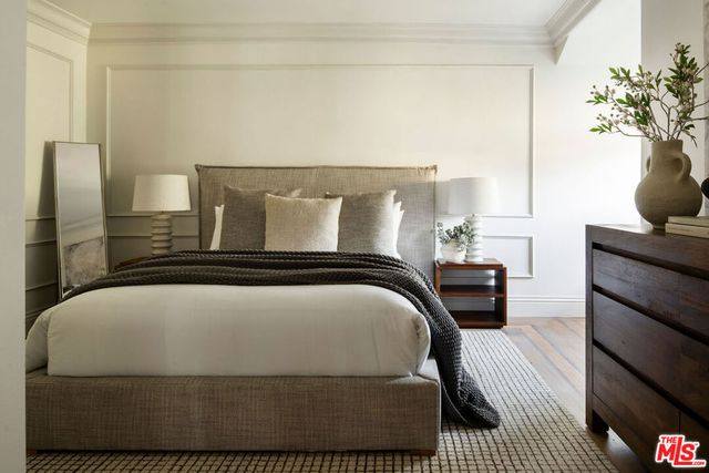 10950 Bellagio Road, Los Angeles, CA 90077