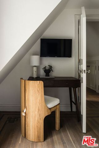 10950 Bellagio Road, Los Angeles, CA 90077