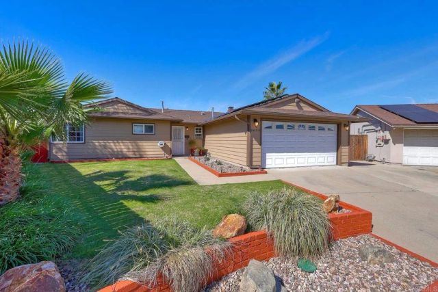 8699 Avenida Marco, El Cajon, CA 92021