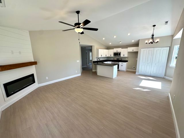 221 Upper Beaver Creek Drive, Moore, SC 29369