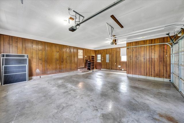 721 Turkey Creek Dr, Tullahoma, TN 37388