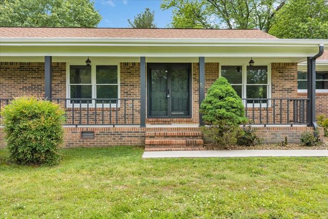 721 Turkey Creek Dr, Tullahoma, TN 37388