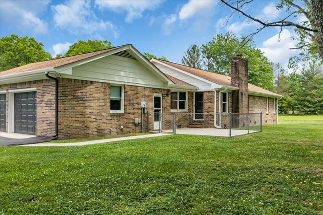 721 Turkey Creek Dr, Tullahoma, TN 37388