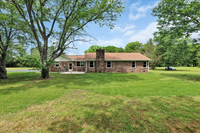 721 Turkey Creek Dr, Tullahoma, TN 37388