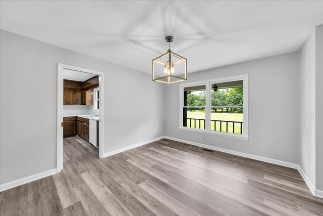 721 Turkey Creek Dr, Tullahoma, TN 37388