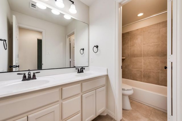 112 Lavaca Drive, Irving, TX 75039