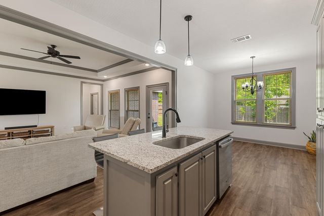 47 E Andover, Hattiesburg, MS 39402