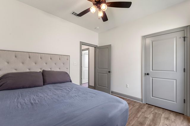 47 E Andover, Hattiesburg, MS 39402