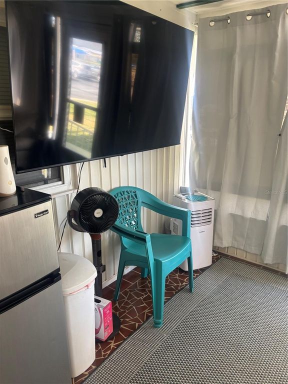 Image 20 of property listing at 105 FREEDOM COURT 30, Palm Harbor, FL 34684