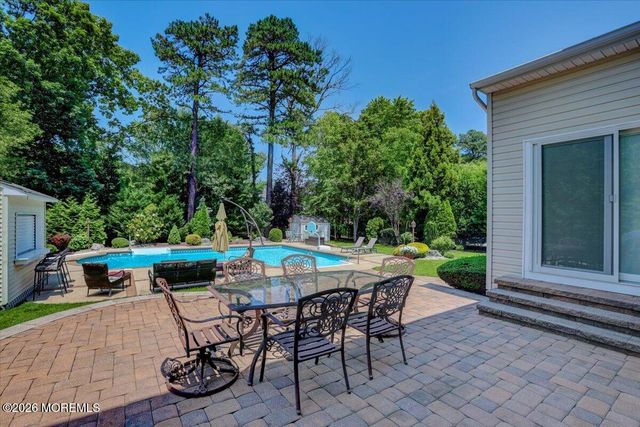 14 Nicholas Avenue, Monroe, NJ 08831