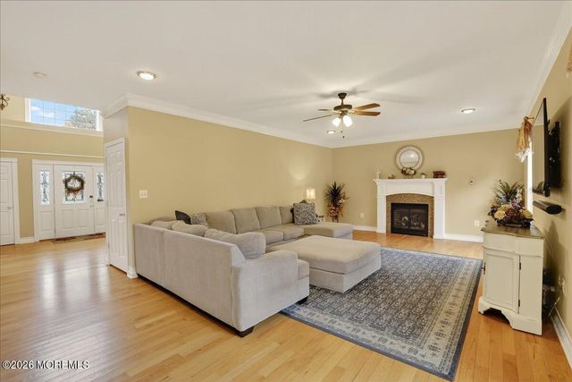 14 Nicholas Avenue, Monroe, NJ 08831